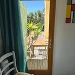 Avec Piscine A 400m De La