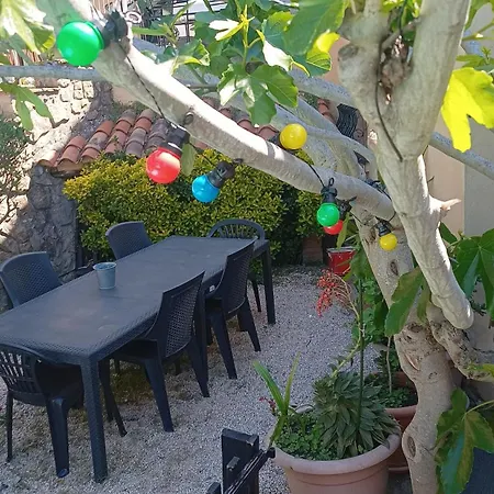 Avec Piscine A 400m De La 사나리쉬르메르