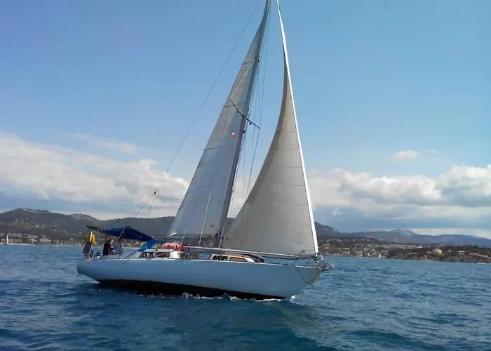 بيت للعطل Avec Piscine A 400m De La *