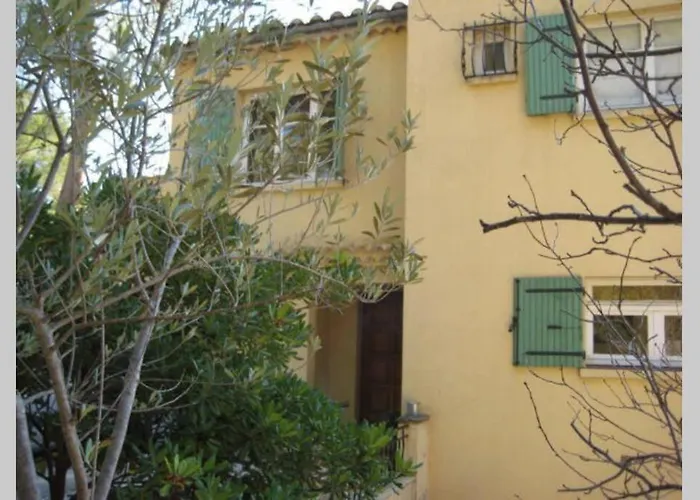 بيت للعطل Avec Piscine A 400m De La