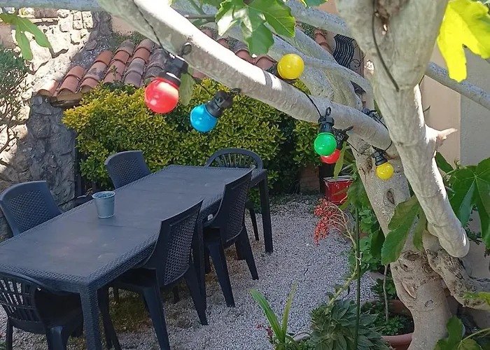 Avec Piscine A 400m De La ساناري سور مير