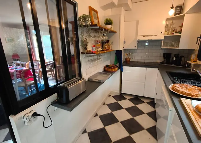 Avec Piscine A 400m De La ساناري سور مير